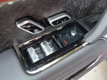 Range Rover Sport First Edition
