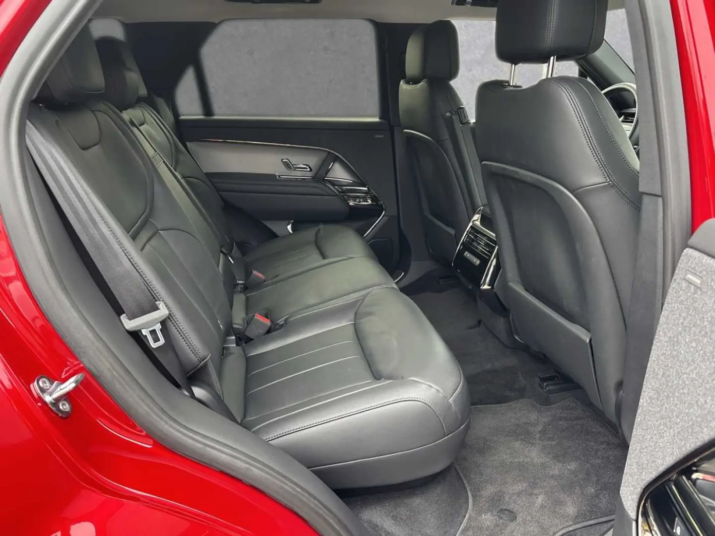 Range Rover Sport P460e S el.AHK WKR Standheizun