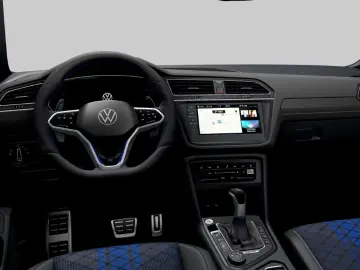 Volkswagen Tiguan R 4M. Akrapovic*H&K*IQ.LIGHT