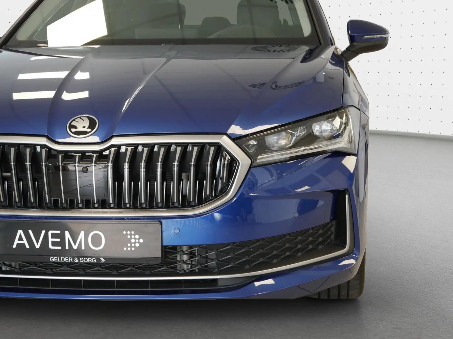 Superb Limousine L&K 2.0 TDI AHK*Massage*CANTON