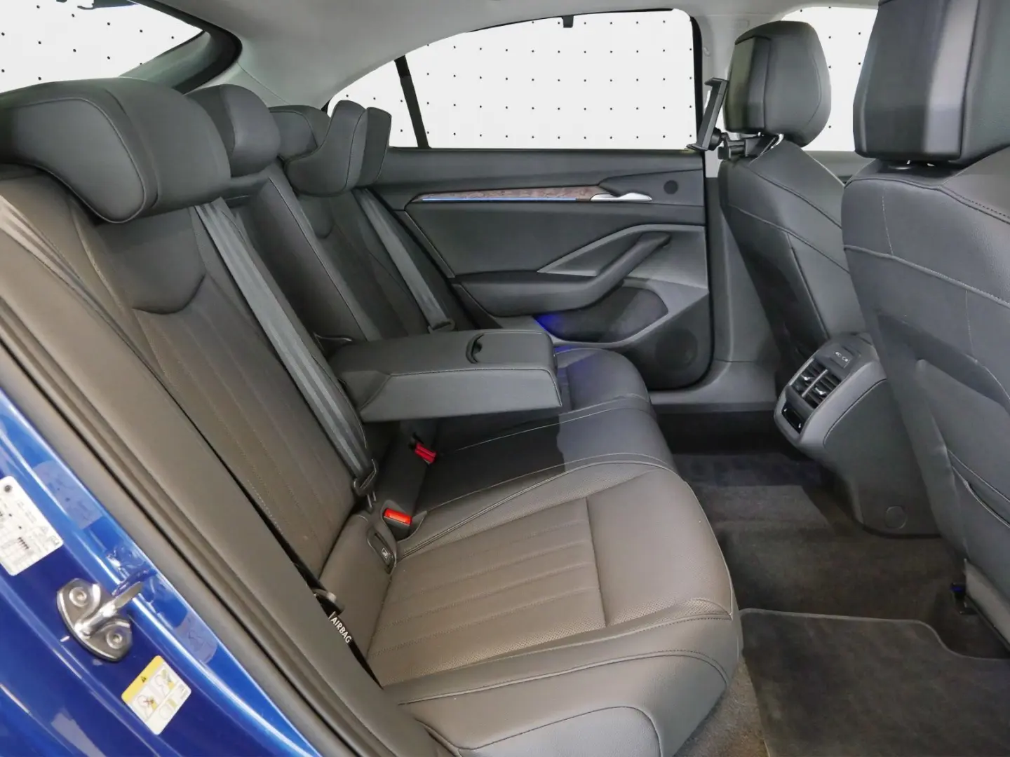 Superb Limousine L&K 2.0 TDI AHK*Massage*CANTON