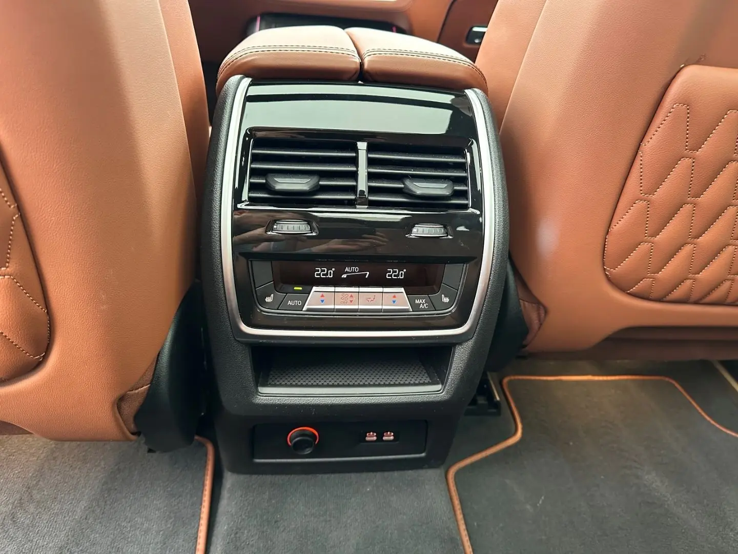 X7 40d MSpoPRO Iconic Bow&Wil Exklusiv 23''