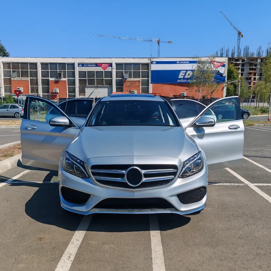 Mercedes-Benz C 400