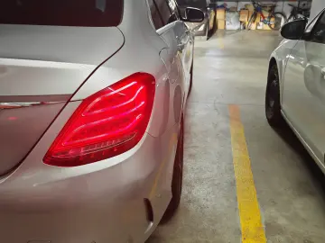 Mercedes-Benz C 400