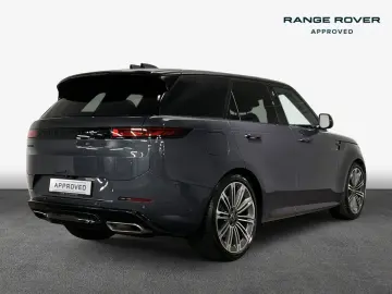 Range Rover Sport P550e Hybrid Autobiography