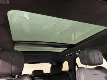 Range Rover Sport P550e Hybrid Autobiography