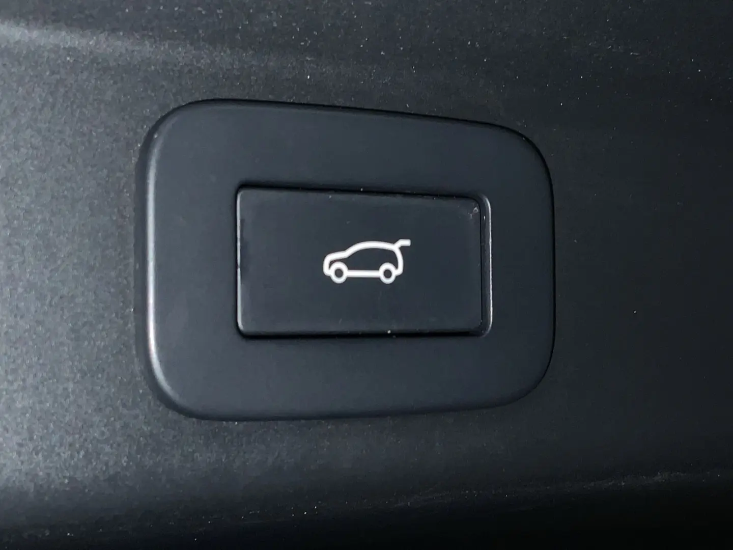 Range Rover Sport D350 Autobiography | AHK elekt