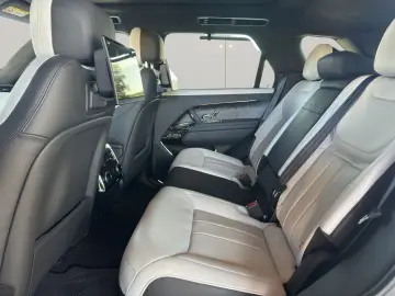 Range Rover Sport First Edition Hybrid P 510