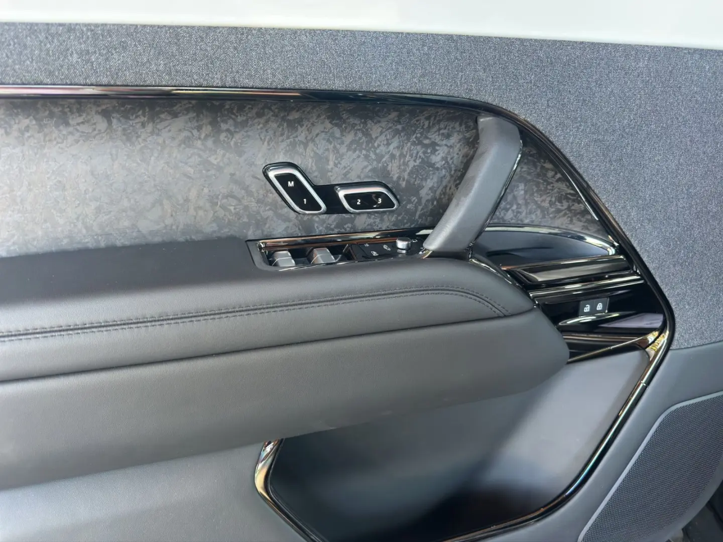 Range Rover Sport First Edition Hybrid P 510