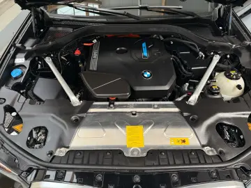 X3 xDrive30e Navi Head-Up Laser Kamera HiFi