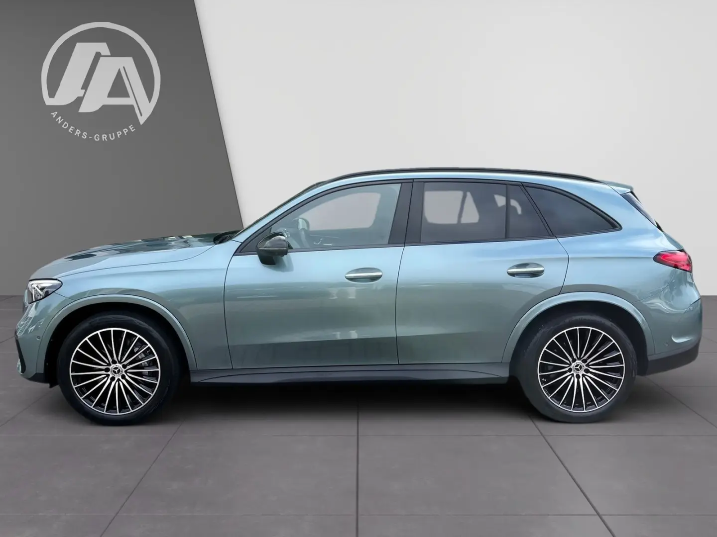 GLC 300 d 4M AMG+AHK+Pano+Distr+HUD+Burm+H-LENK