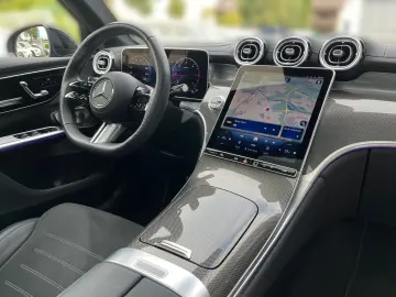 GLC 300 d 4M AMG+AHK+Pano+Distr+HUD+Burm+H-LENK