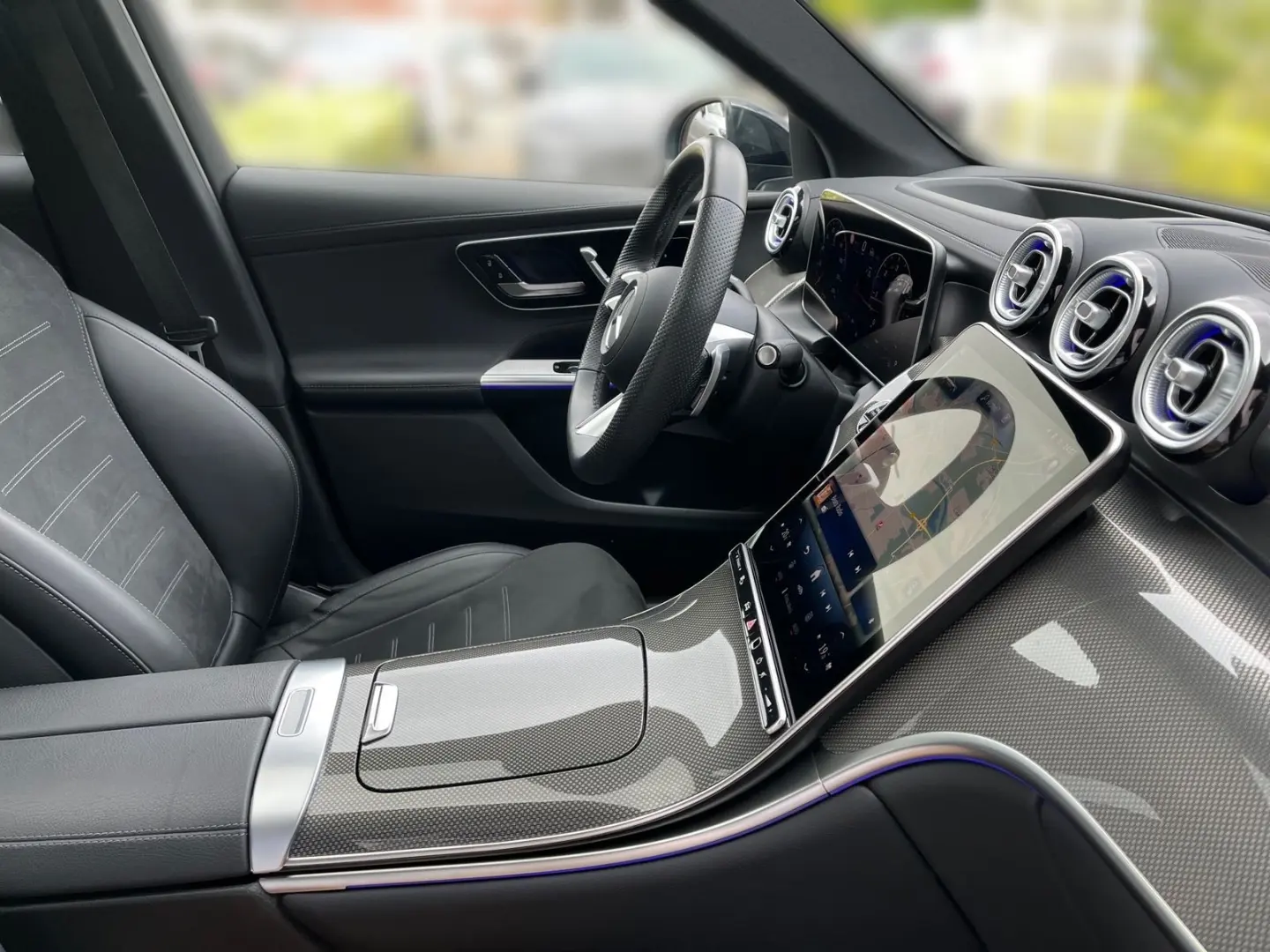 GLC 300 d 4M AMG+AHK+Pano+Distr+HUD+Burm+H-LENK