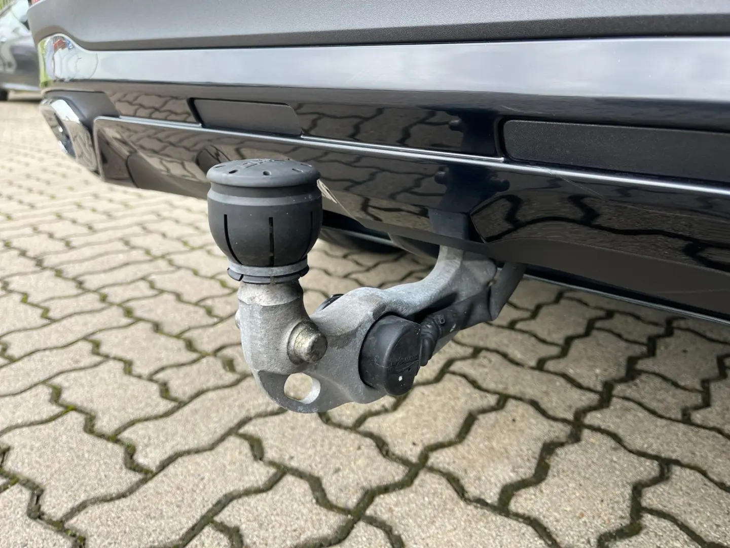 GLC 300 d 4M AMG+AHK+Pano+Distr+HUD+Burm+H-LENK