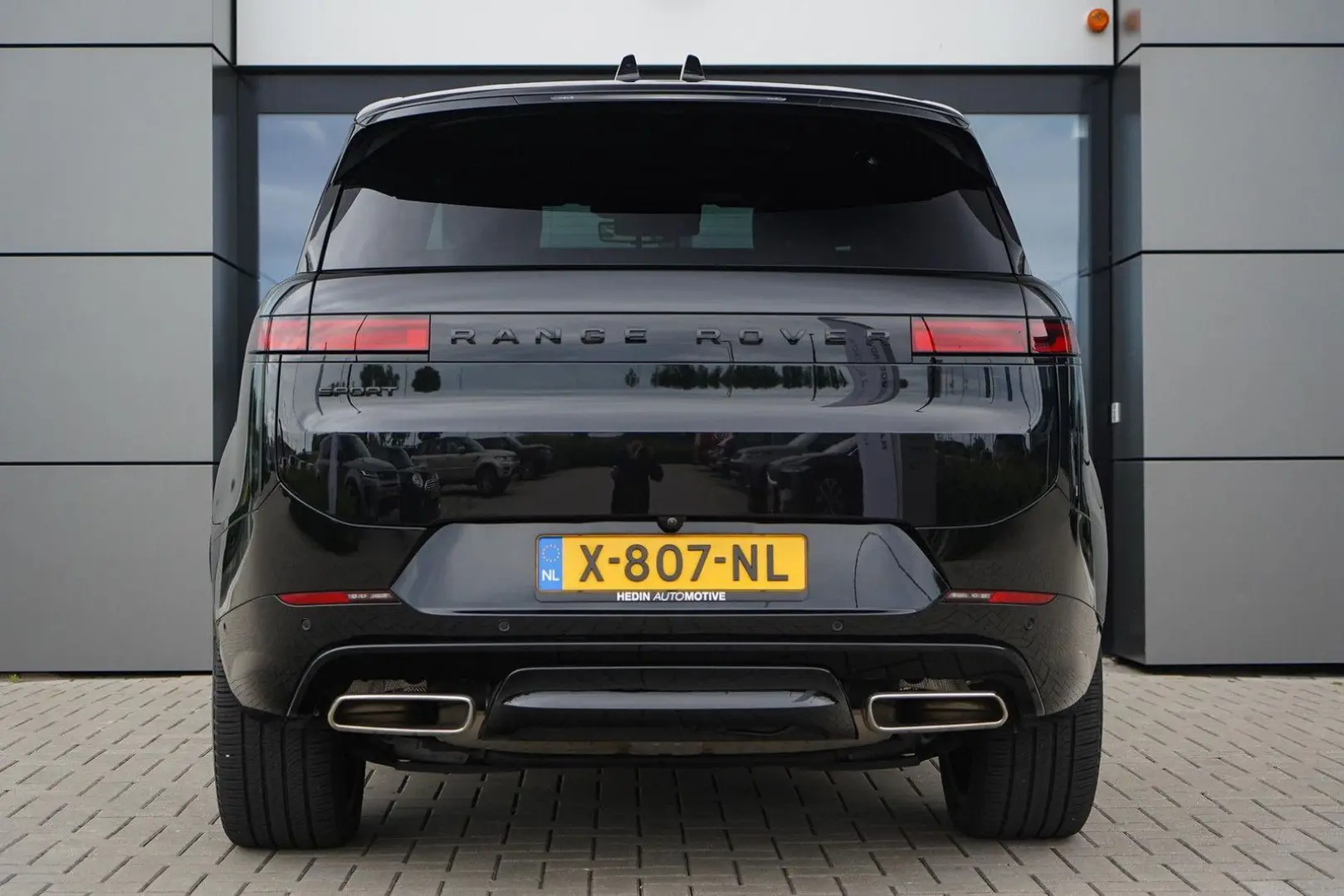 Range Rover Sport P550e Autobiography | Caraway