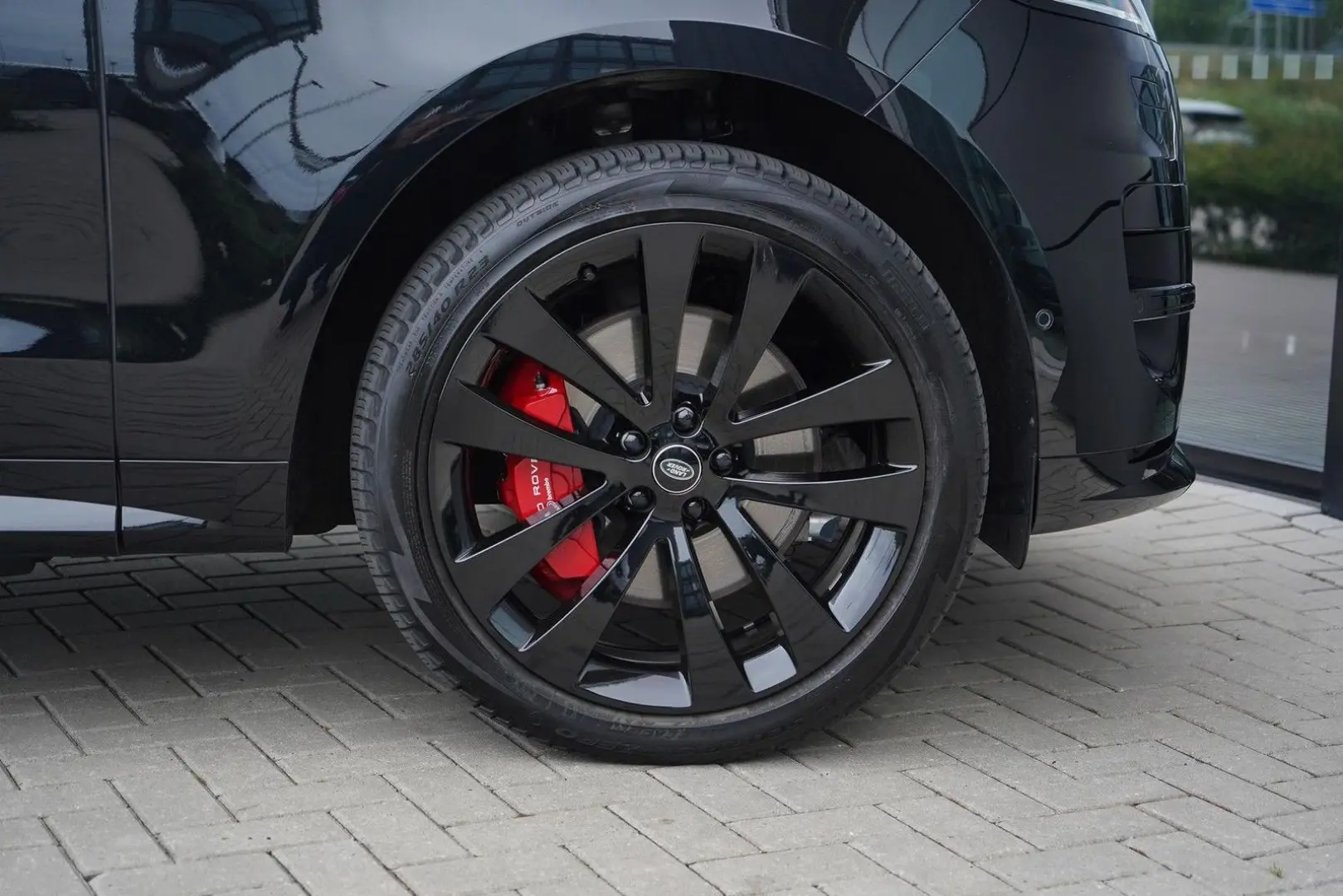 Range Rover Sport P550e Autobiography | Caraway
