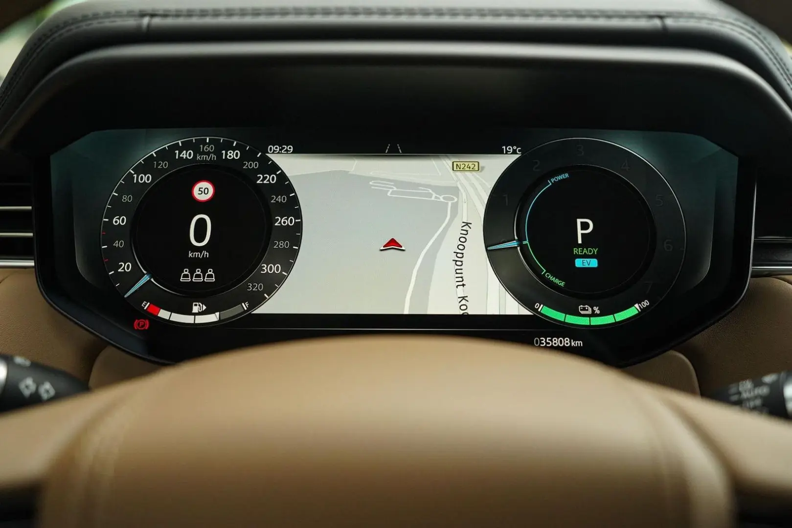 Range Rover Sport P550e Autobiography | Caraway