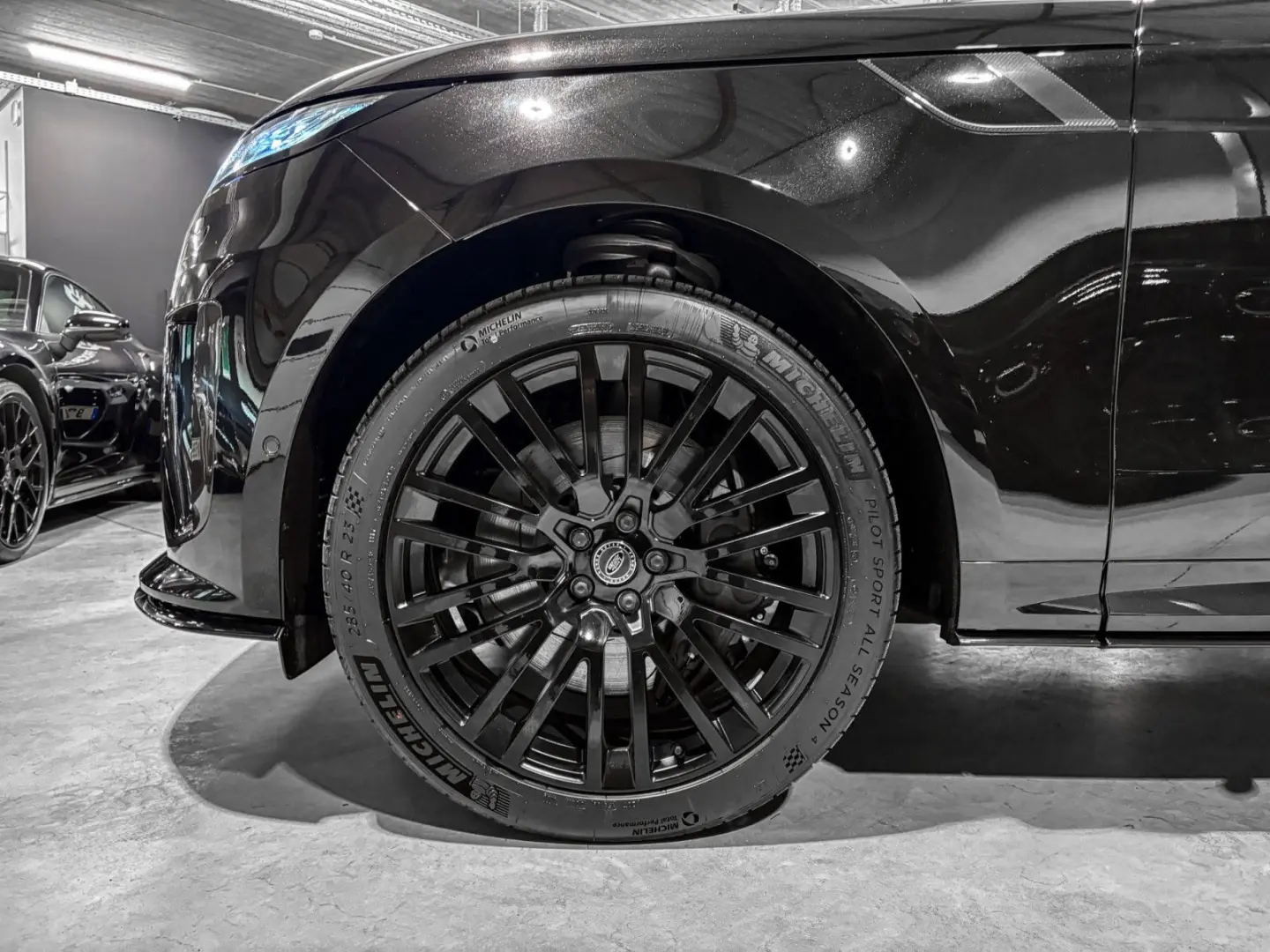 Range Rover Sport P635 SV EDITION ONE/ CARBON HA