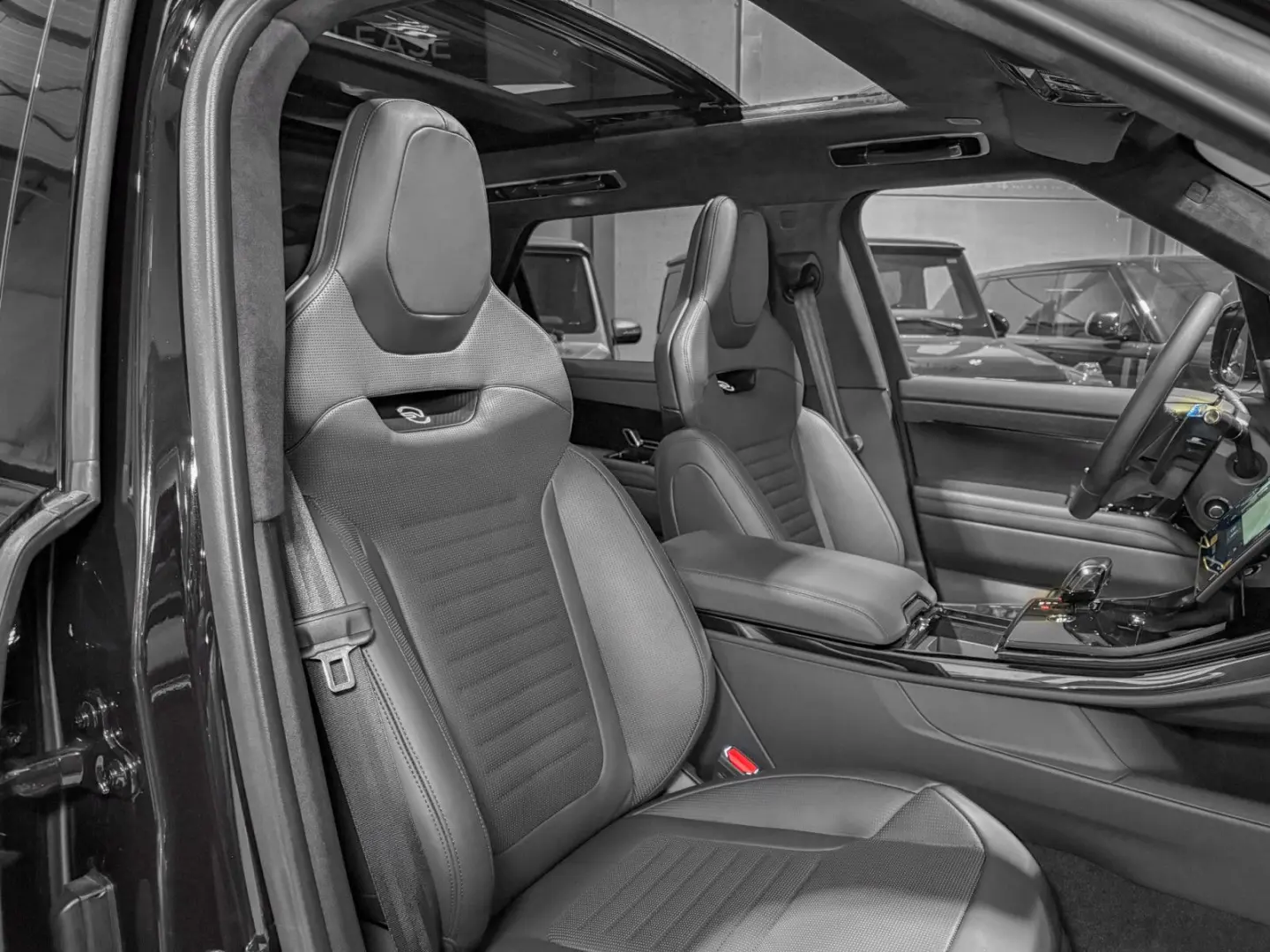 Range Rover Sport P635 SV EDITION ONE/ CARBON HA