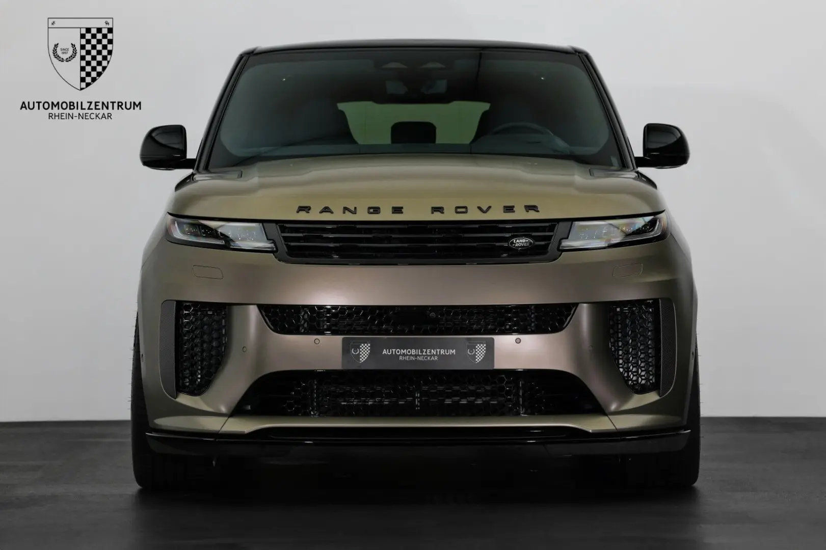 Range Rover Sport P635 SV Edition One Bronze/6D