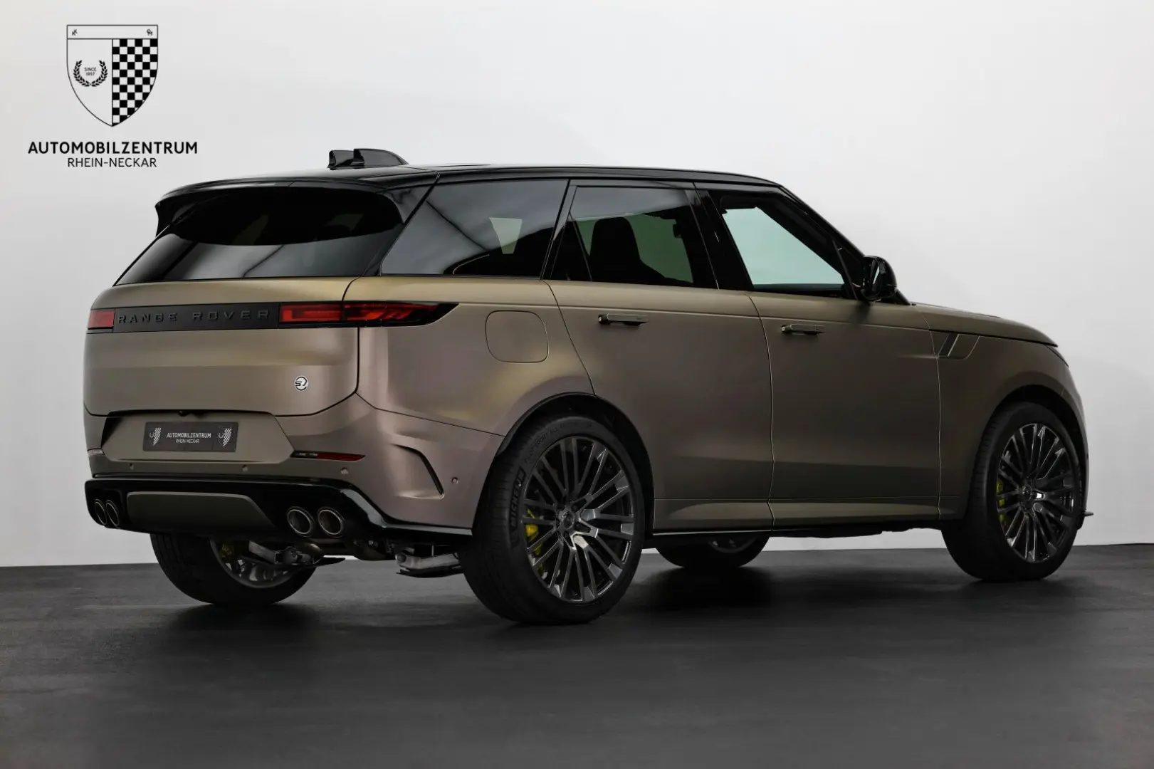 Range Rover Sport P635 SV Edition One Bronze/6D