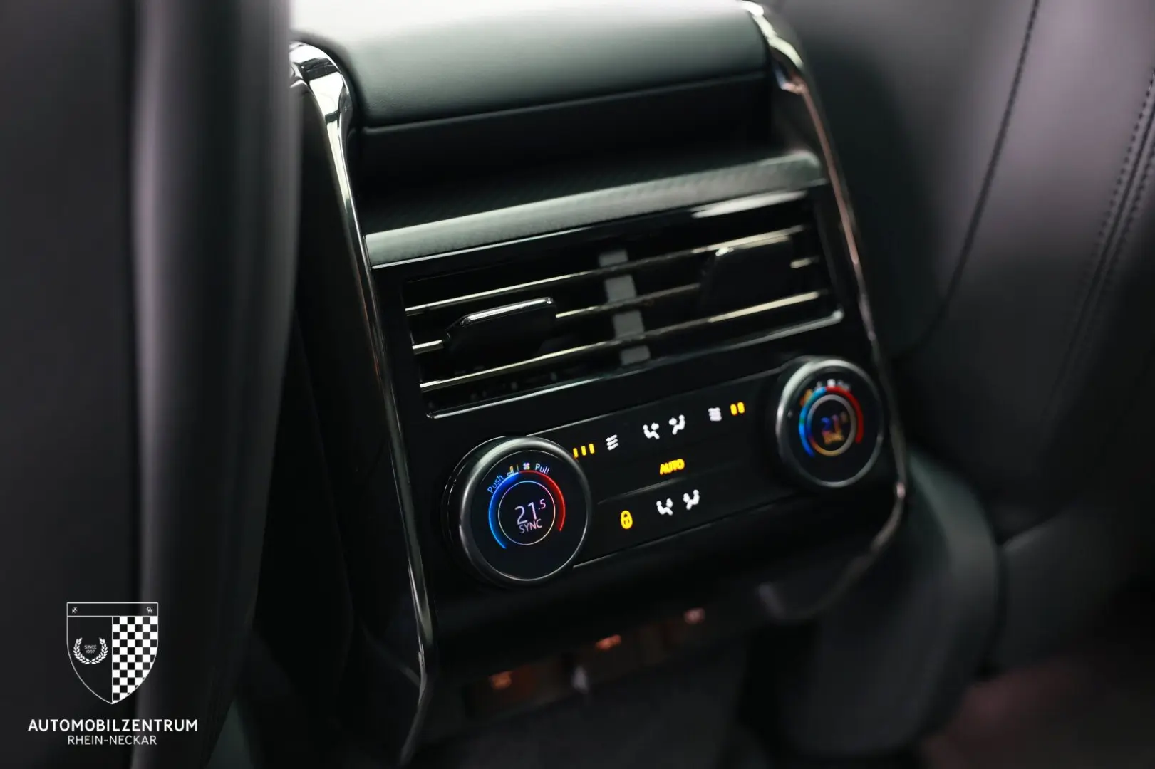 Range Rover Sport P635 SV Edition One Bronze/6D