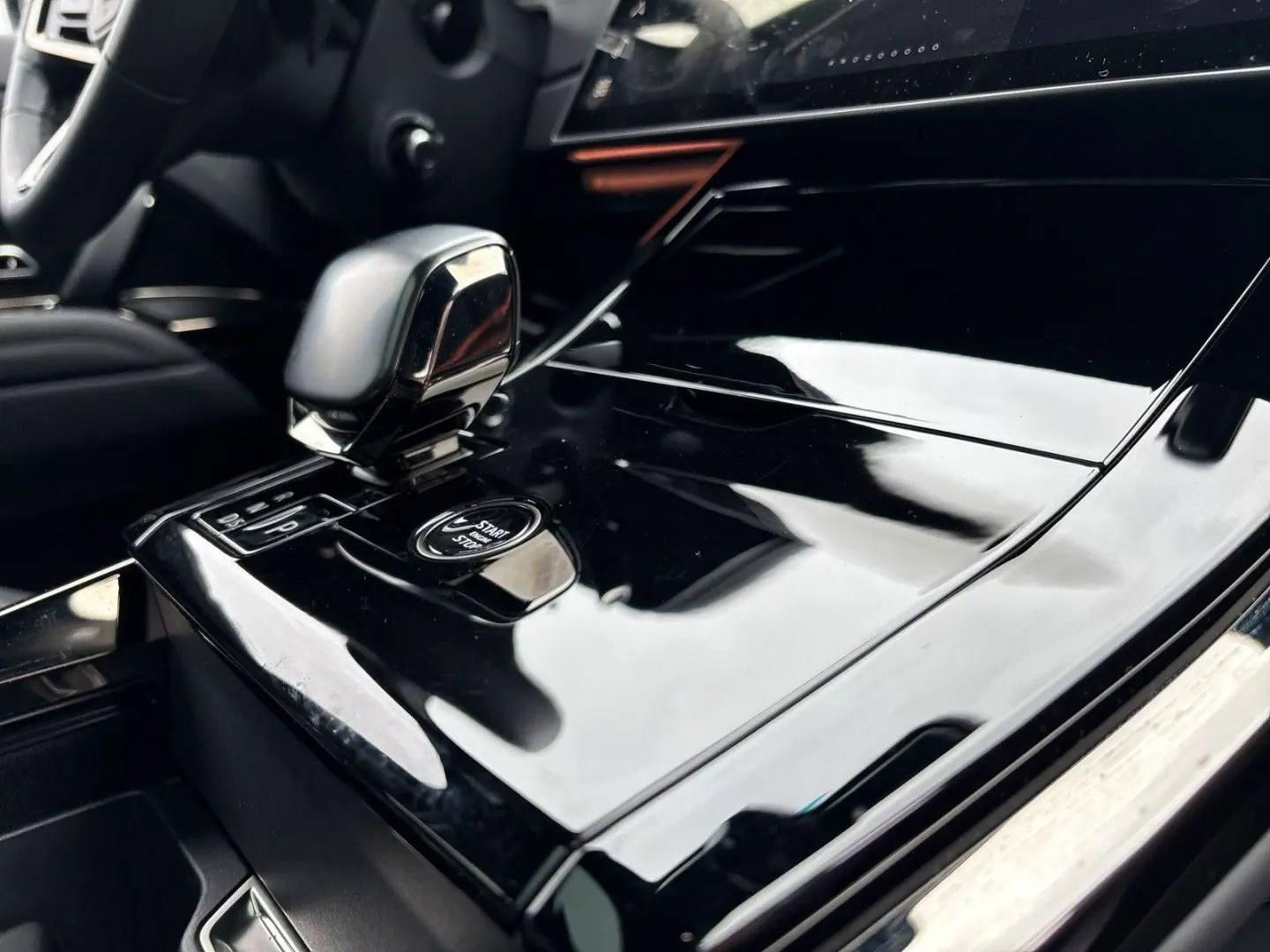 Range Rover Sport SV Edition Two 23