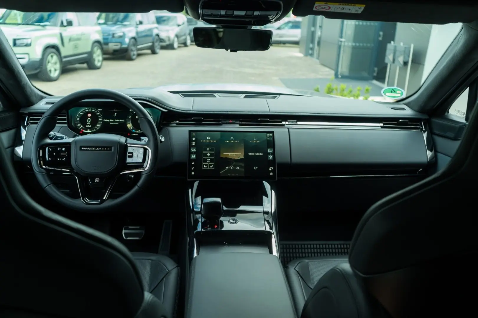 Range Rover Sport SV Edition One Carbon Bronze