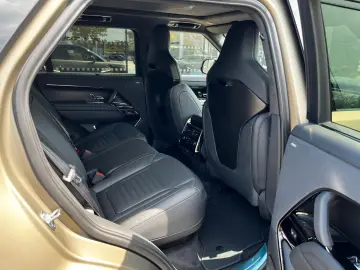 Range Rover Sport SV Edition One Carbon Bronze
