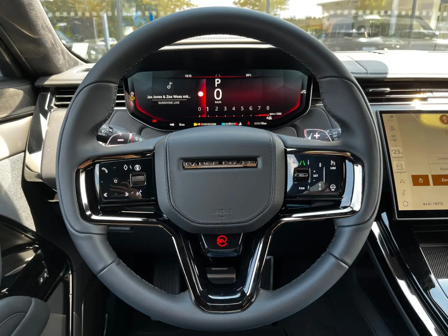 Range Rover Sport SV Edition One Carbon Bronze