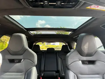Range Rover Sport SV Edition One Carbon Bronze