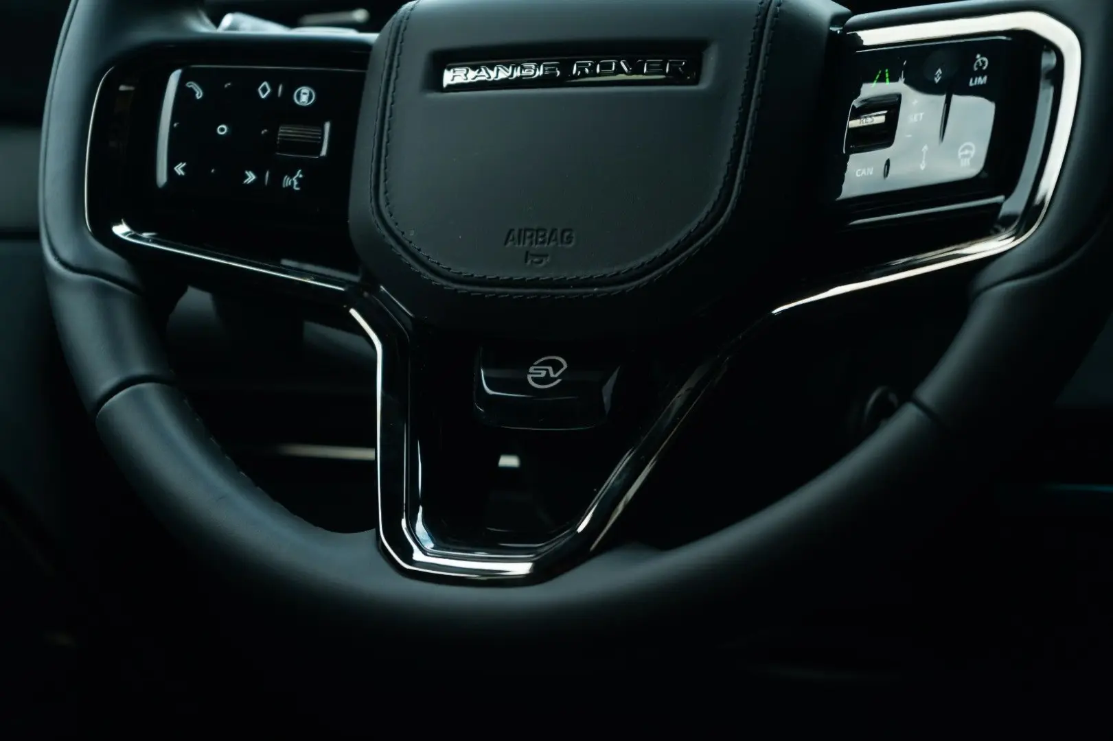 Range Rover Sport SV Edition One Carbon Bronze