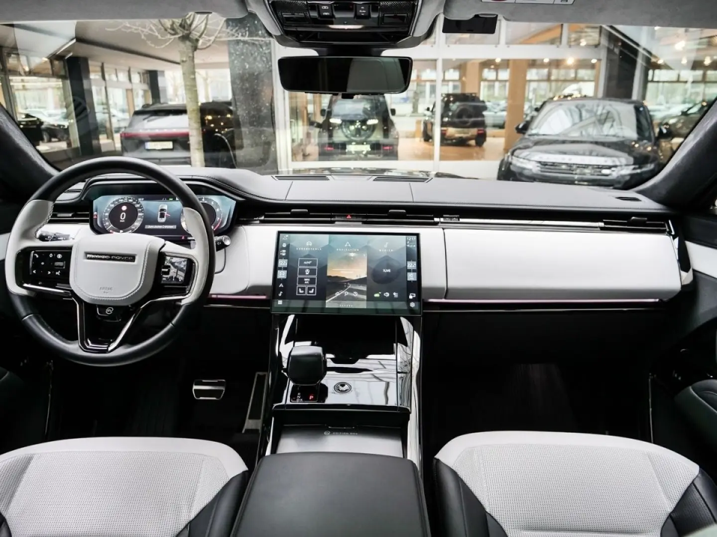 Range Rover Sport P635 SV Edition One