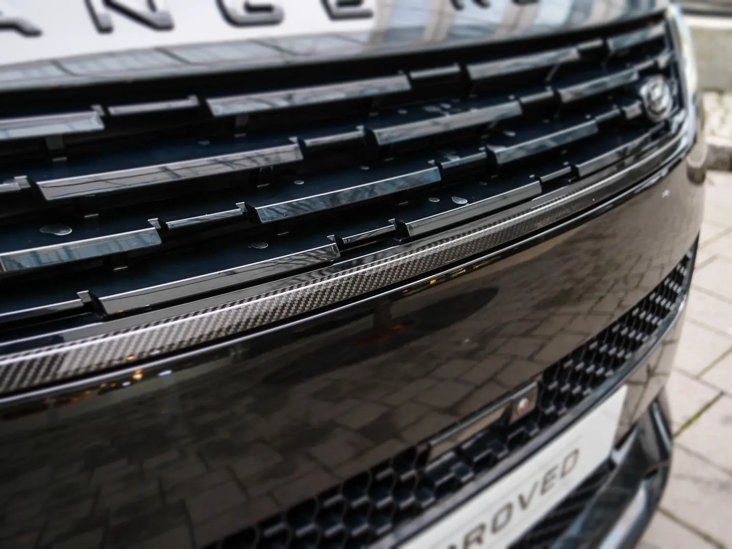 Range Rover Sport P635 SV Edition One