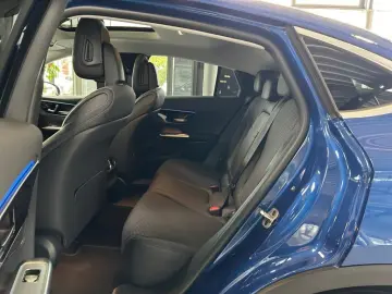 GLC 200 4M Coupé Avantgarde/LED/Panorama-SD/DAB/