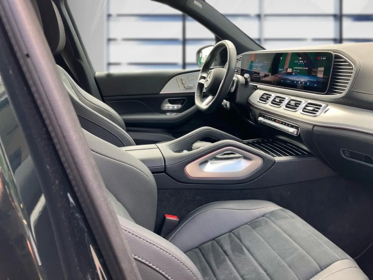 GLE 300 d 4M AMG+AHK+AIRMATIC+360°+BURME+DISTRON