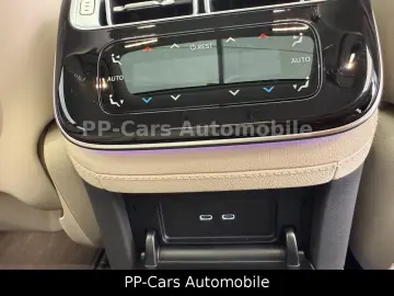 S 580 e 4M*BEIGE/GRAU*PANO*TV*360°*HUD*CHAFFEUR*
