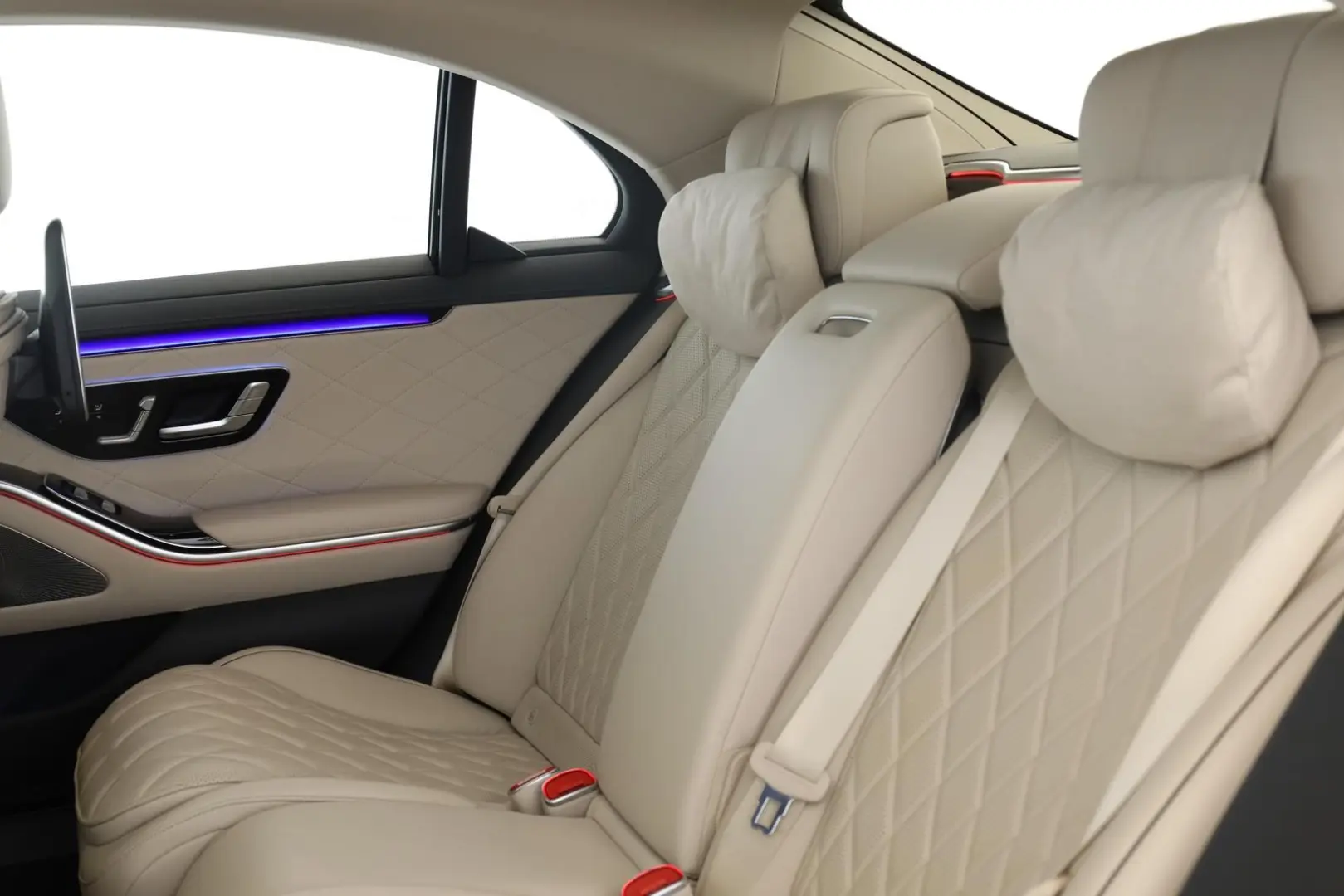 S 580 lang AMG DIGITAL Pano HUD HighEndFond 21