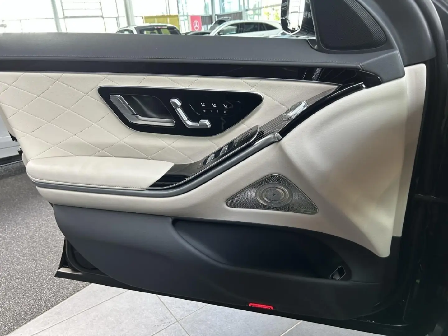 S 580 4M LANG AMG+CHAUFFEUR PAKET+DRIVE PILOT+++