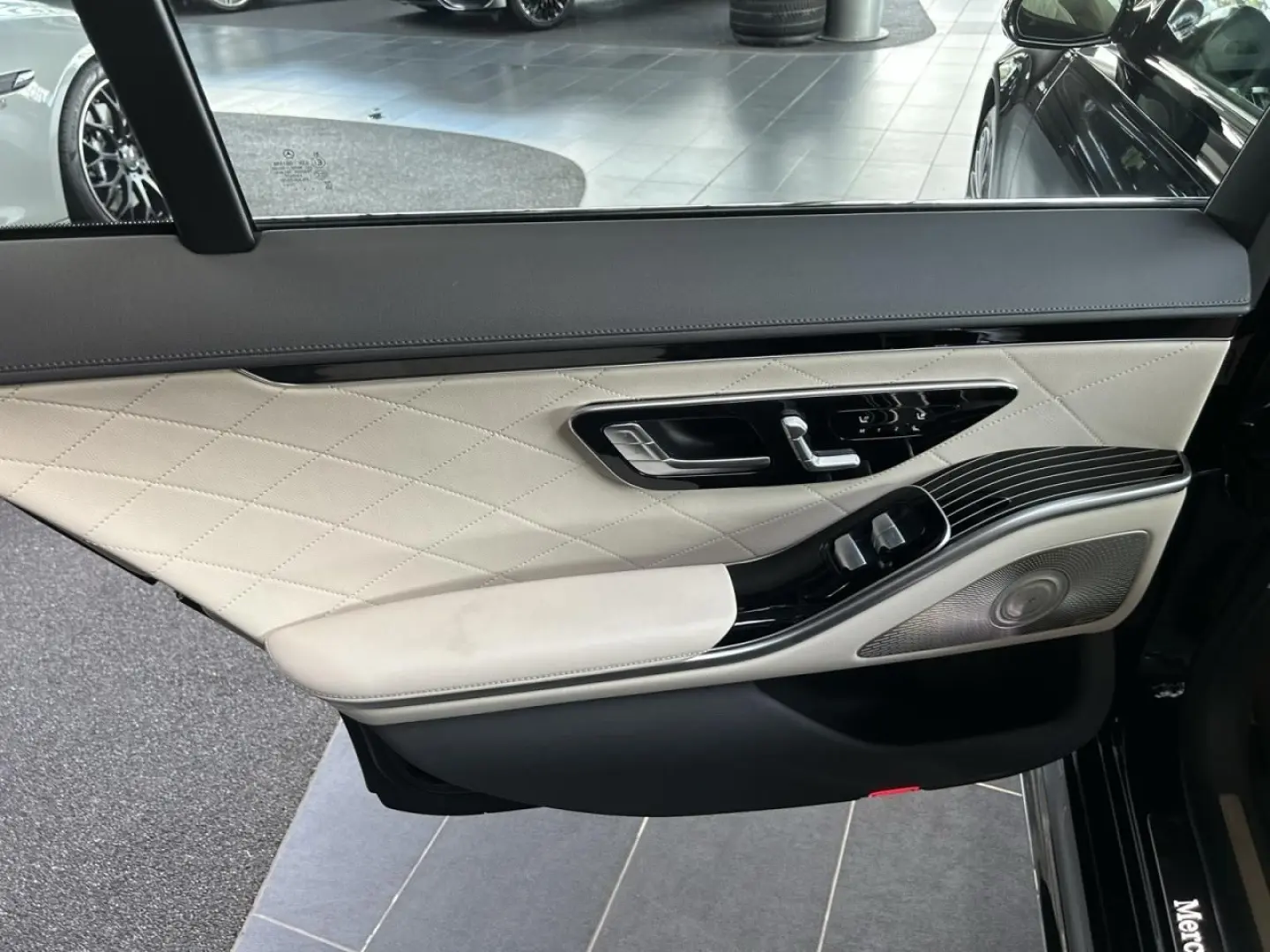 S 580 4M LANG AMG+CHAUFFEUR PAKET+DRIVE PILOT+++
