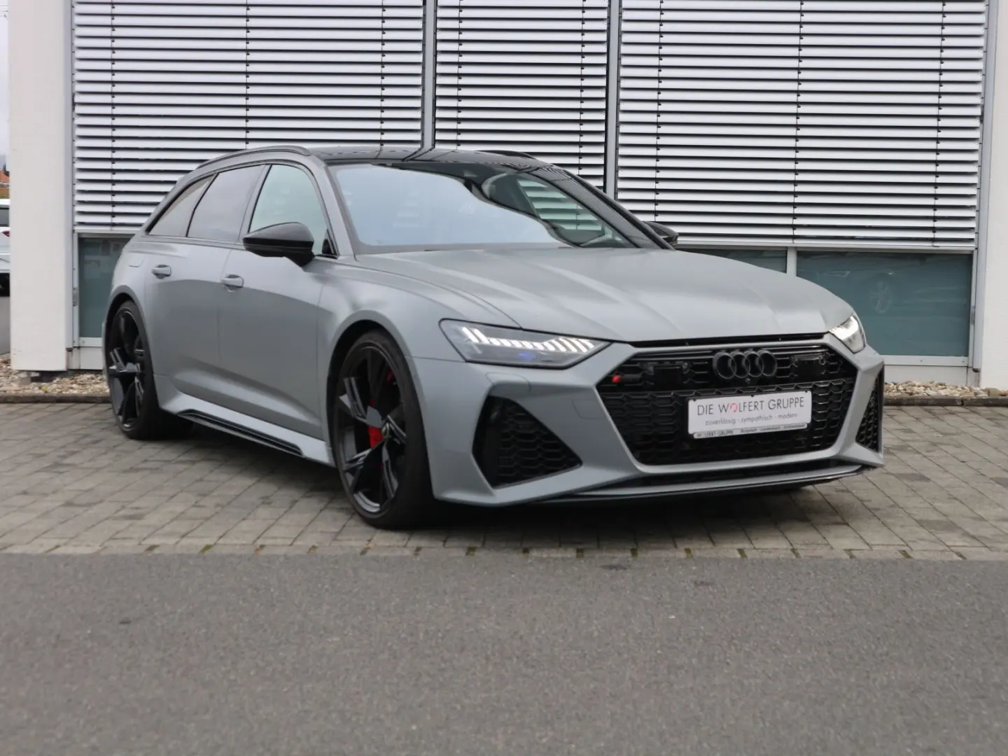 Audi RS 6 Avant 4.0 TFSI quattro MATRIX*AHK*HUD*PANO*