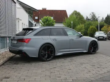 Audi RS 6 Avant 4.0 TFSI quattro MATRIX*AHK*HUD*PANO*