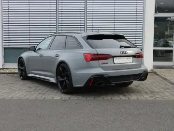 Audi RS 6 Avant 4.0 TFSI quattro MATRIX*AHK*HUD*PANO*