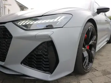 Audi RS 6 Avant 4.0 TFSI quattro MATRIX*AHK*HUD*PANO*