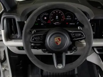 Cayenne Coupe E-Hybrid