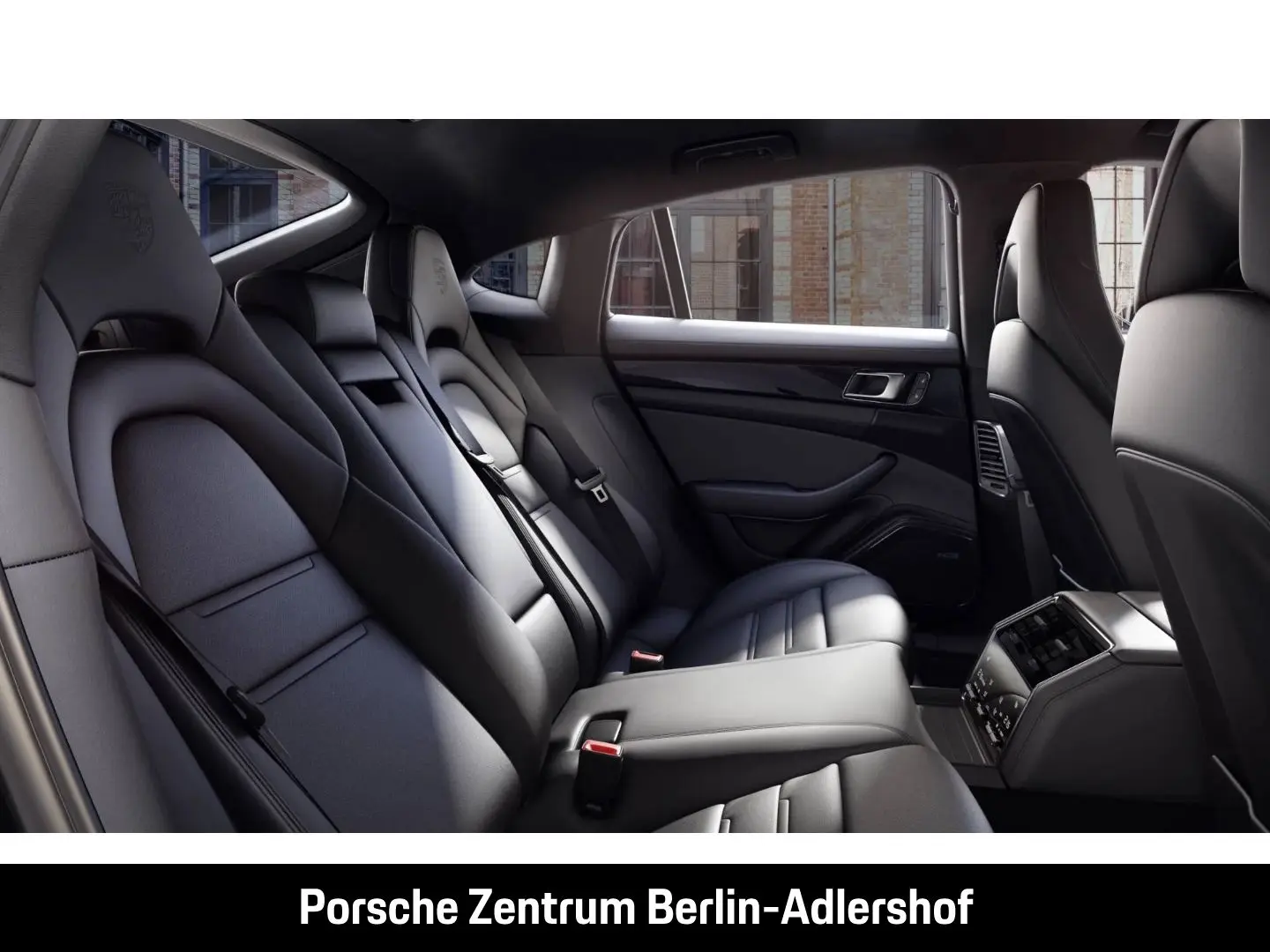 Porsche Panamera 4 E-Hybrid Platinum Edition InnoDrive