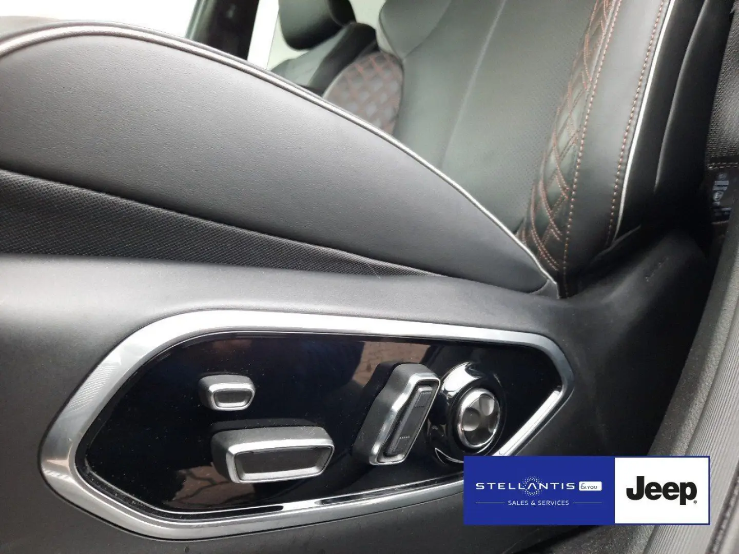 Grand Cherokee 2.0 PHEV Summit Reserve (EURO 6d)