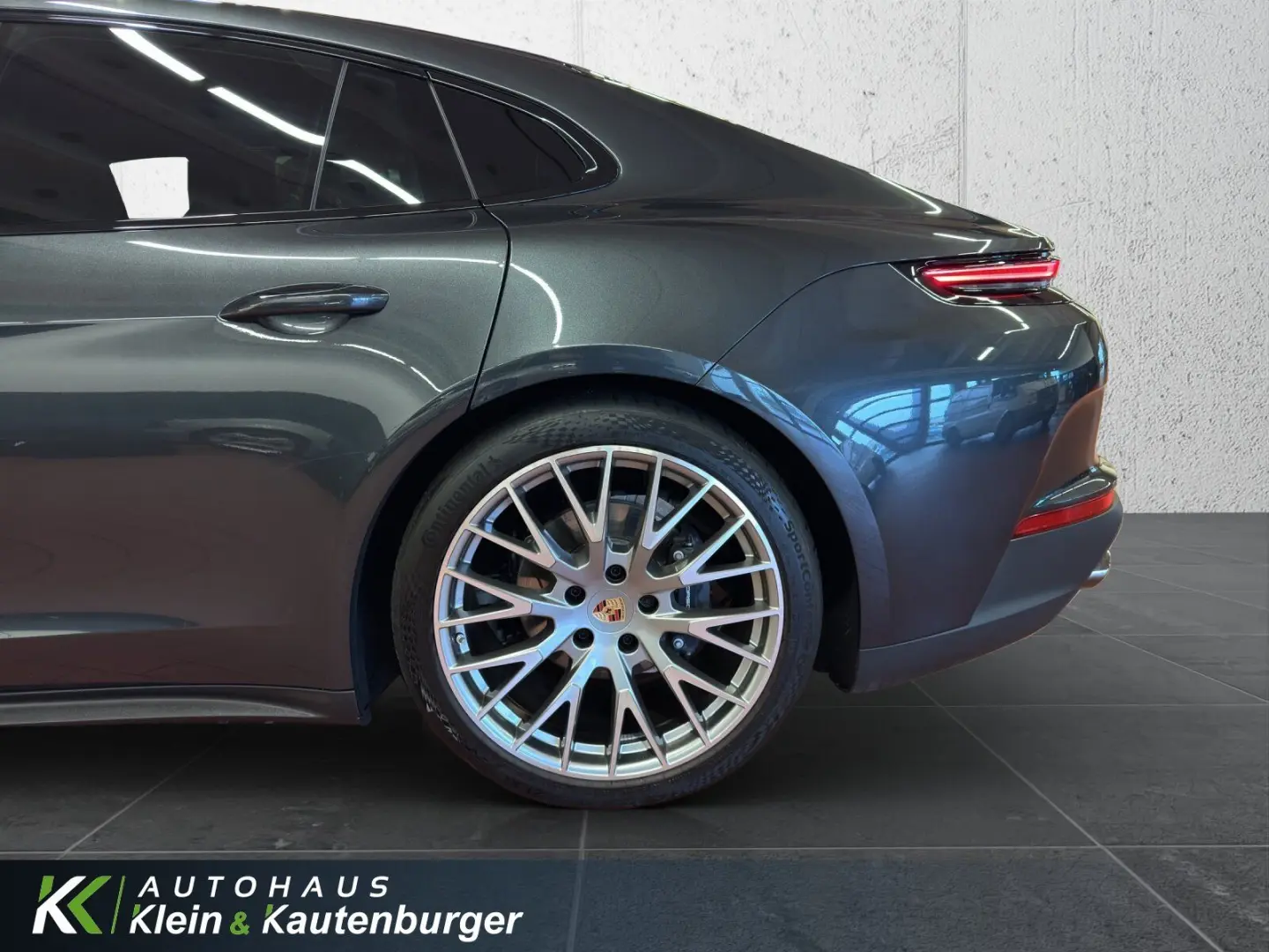 Porsche Panamera 4+CHRONO+PDLS+HUD