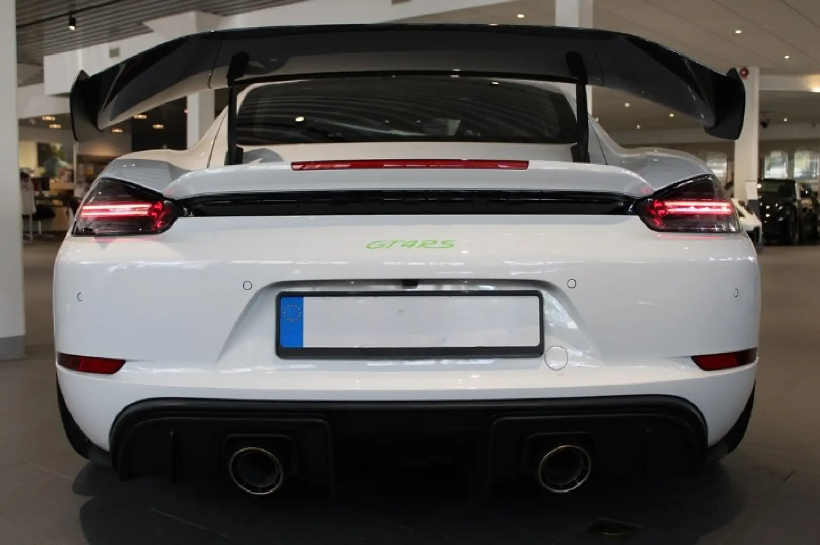 Porsche 718 Cayman GT4 RS