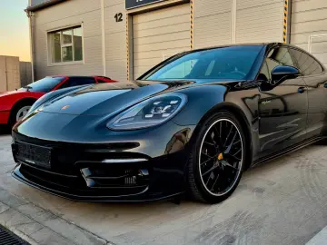 Porsche Panamera 4 E-Hybrid Platinum Edition
